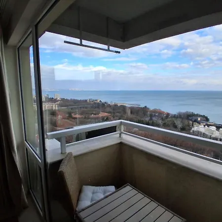 Sea View Apartamento *