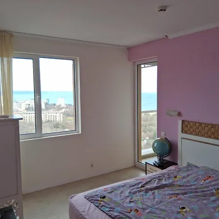 Sea View Golden Sands